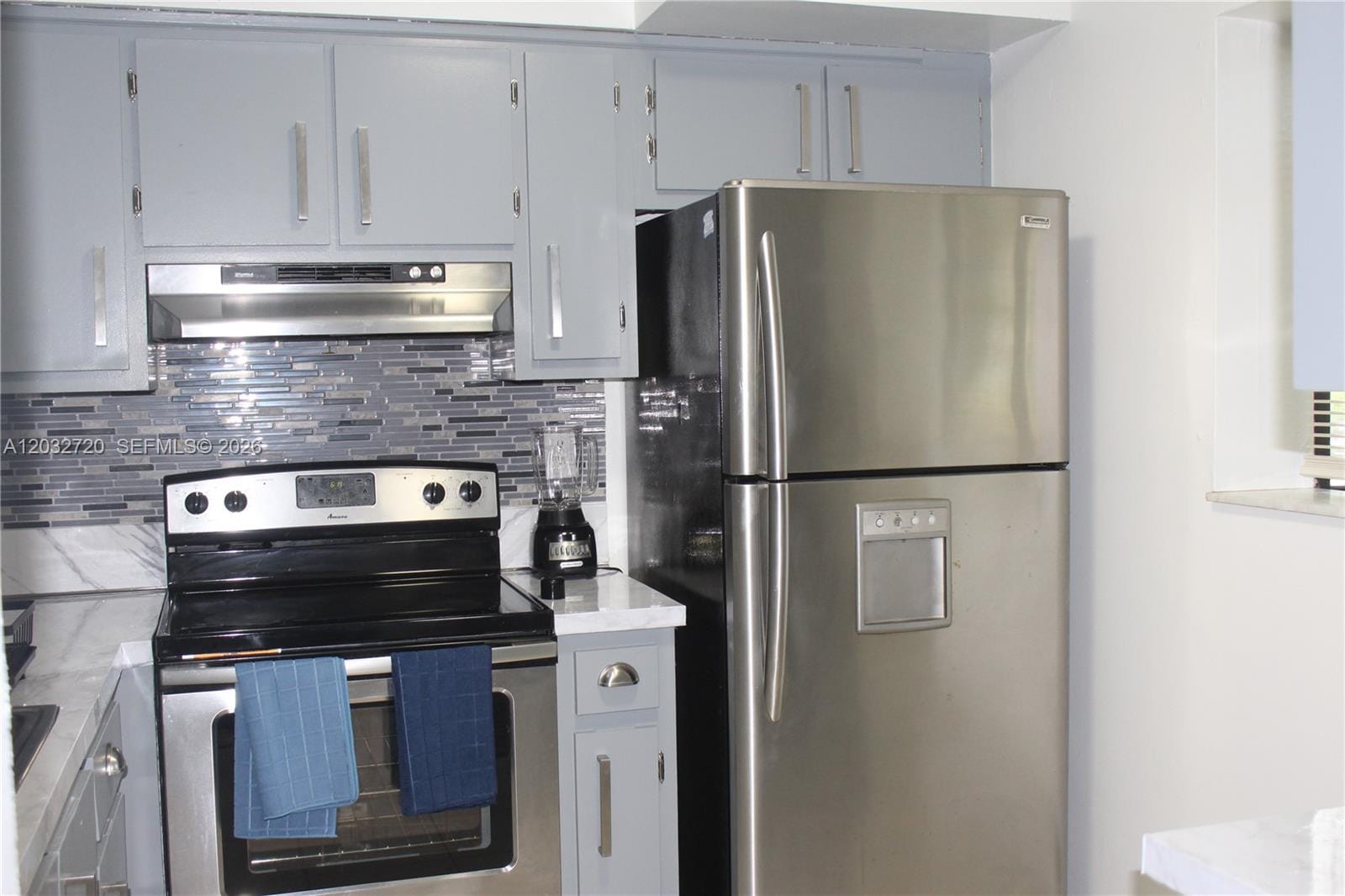 110 Gardens Drive 103 — photo 3
