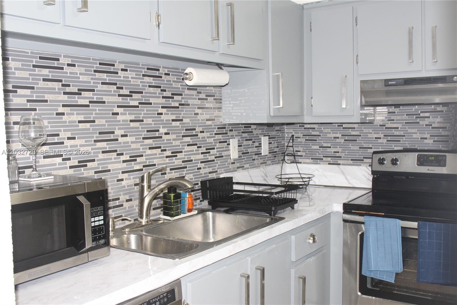 110 Gardens Drive 103 — photo 4