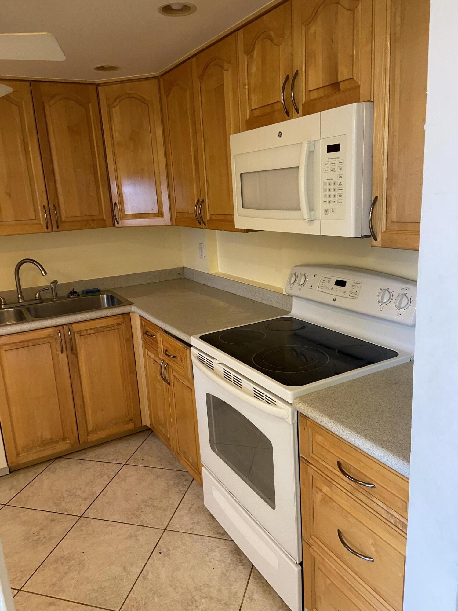 3090 Holiday Springs Boulevard 310, Margate, FL 33063 photo 5