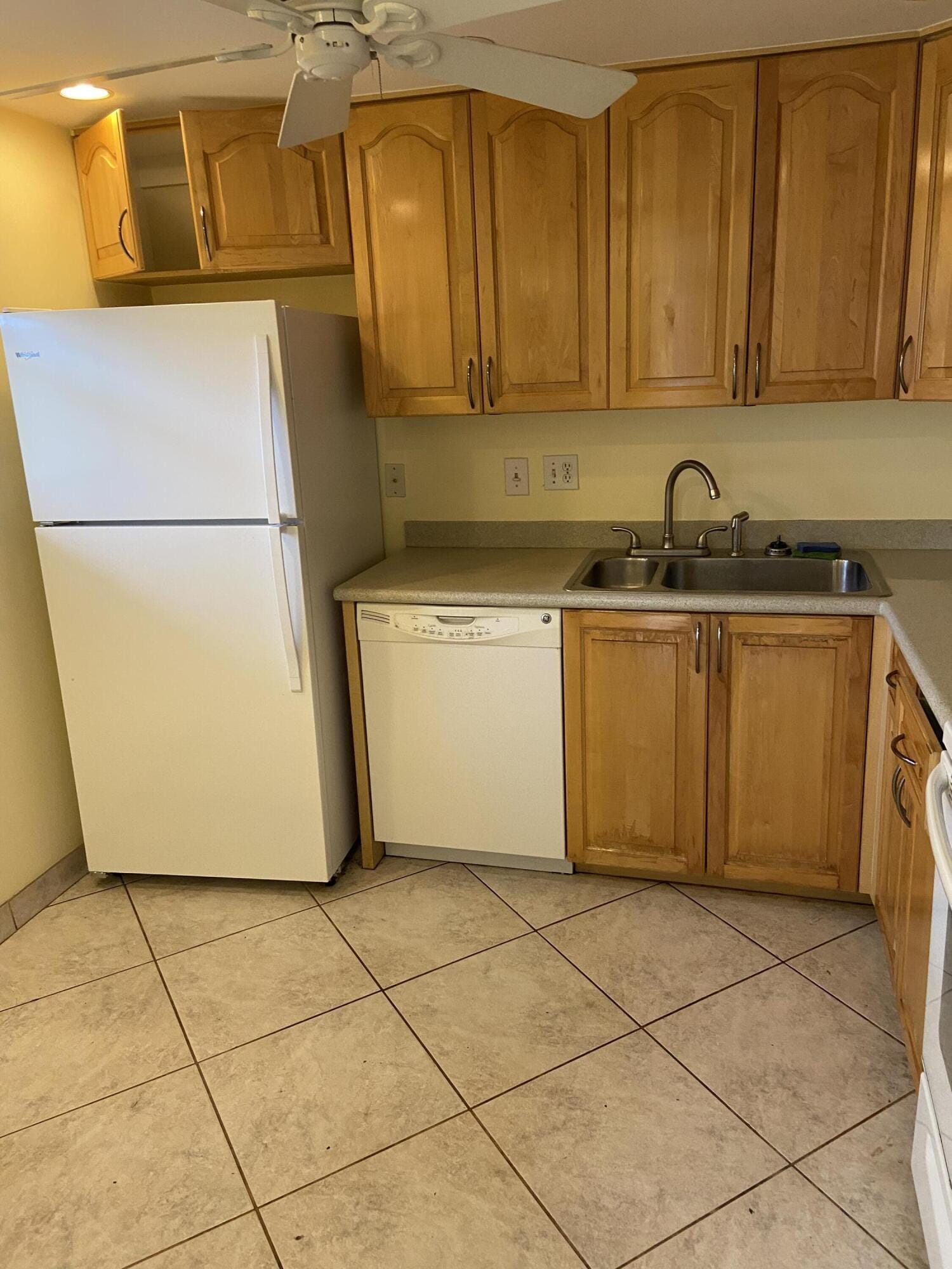 3090 Holiday Springs Boulevard 310, Margate, FL 33063 photo 6