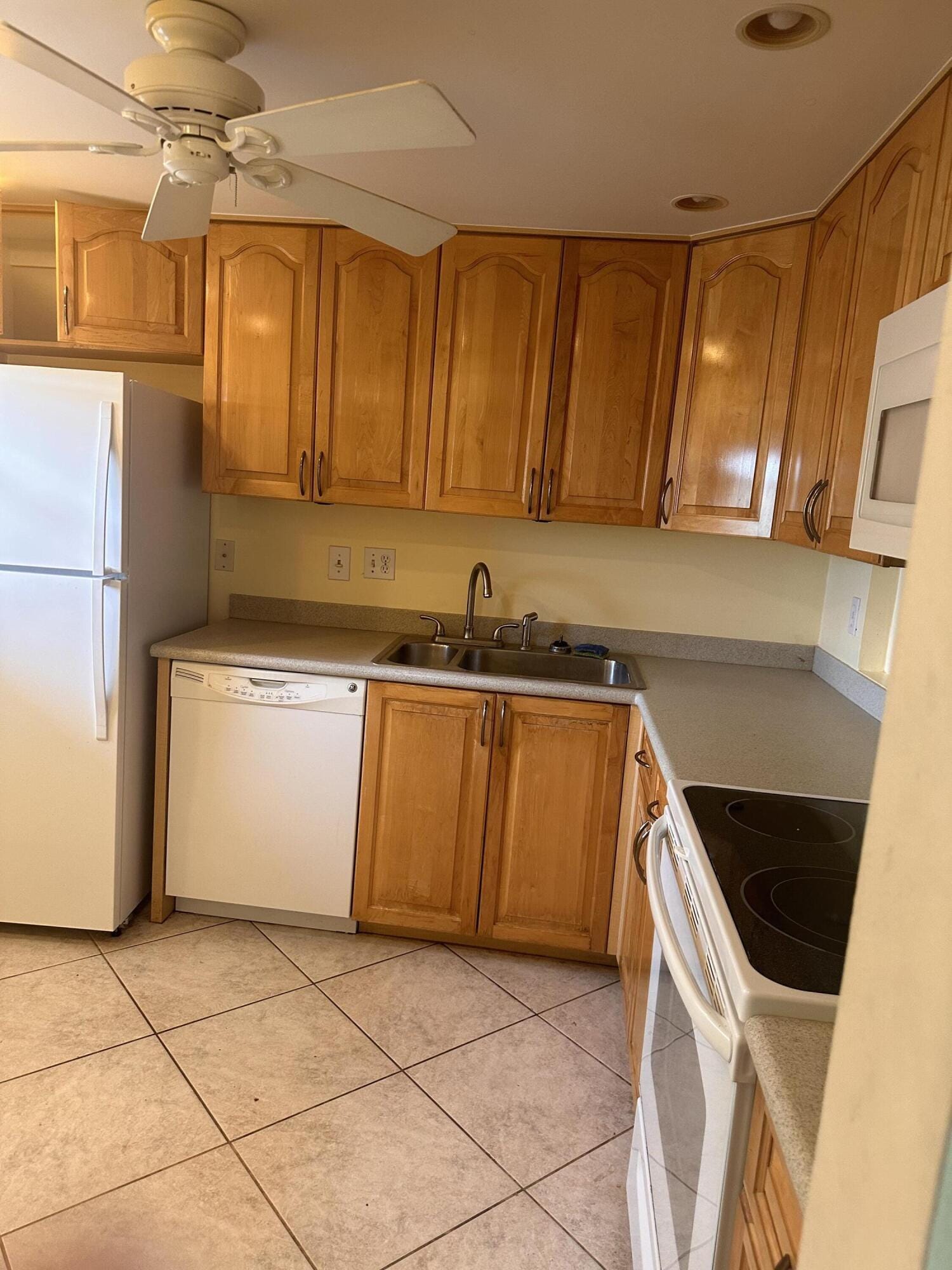 3090 Holiday Springs Boulevard 310, Margate, FL 33063 photo 7
