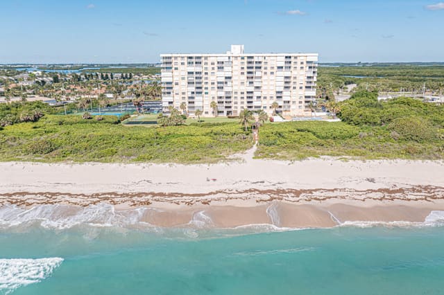 3200 N Highway A1a 102, Hutchinson Island, FL 34949