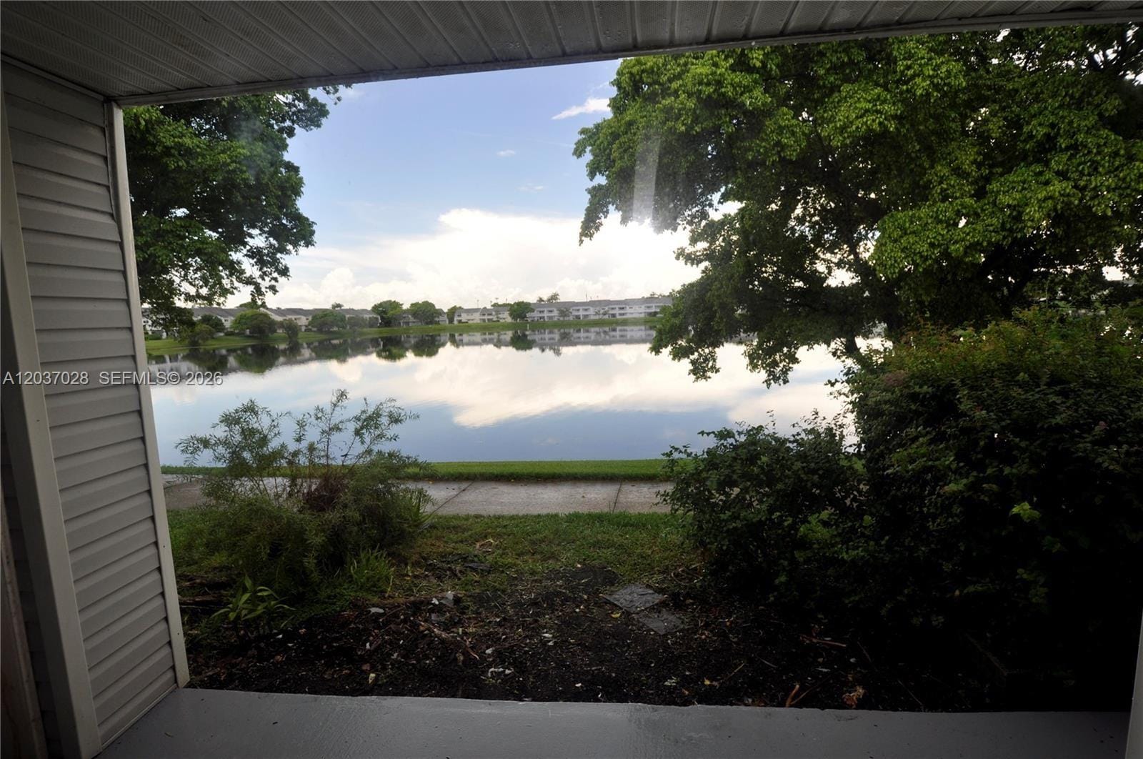 3473 NW 44th Street 103, Oakland Park, FL 33309 photo 2