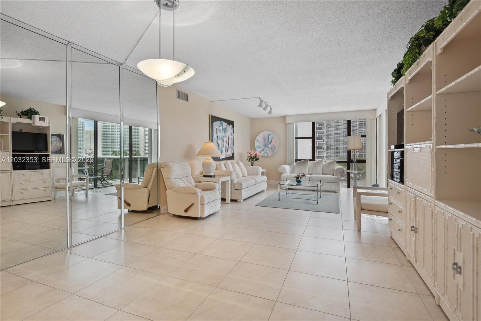 3625 N Country Club Drive 603, Aventura, FL 33180, Aventura