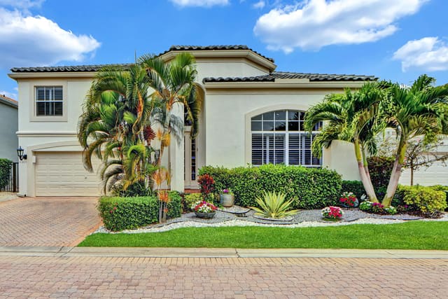 4265 NW 65th Road, Woodfield Country Club, Boca Raton, FL