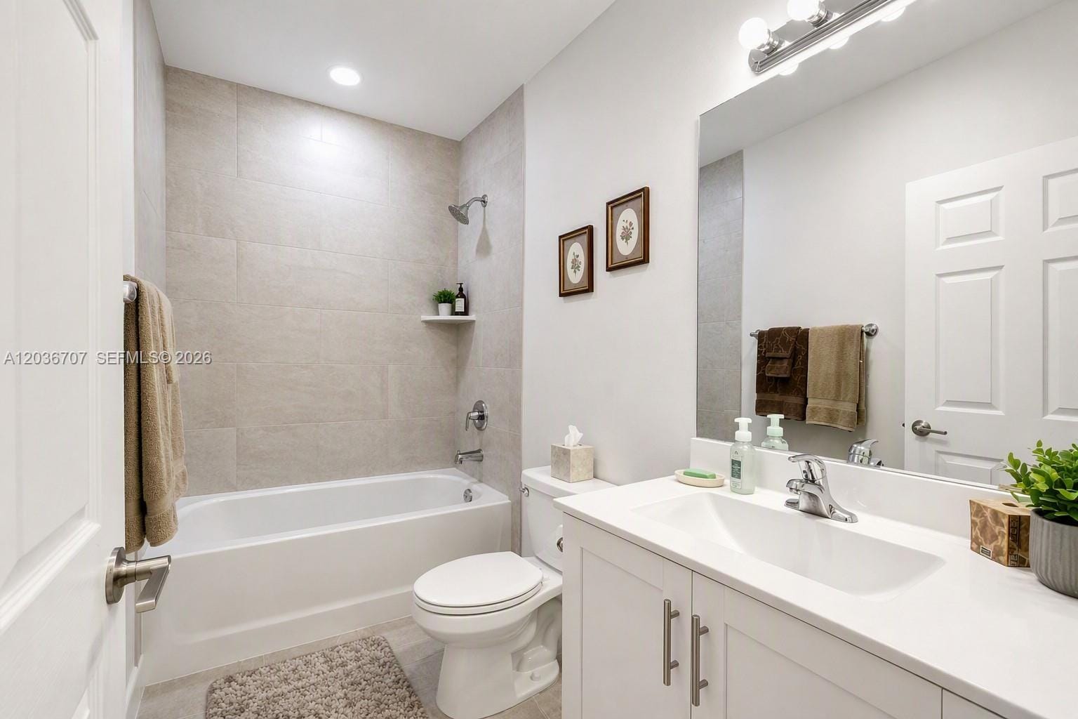 20900 NE 2nd Court, Miami, FL 33179 photo 12