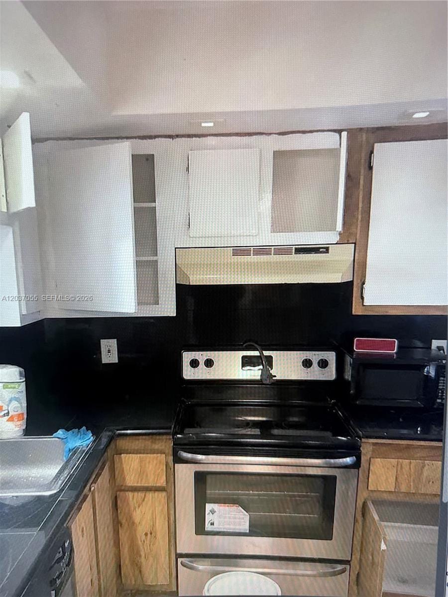 17000 NW 67th Avenue 445 — photo 8