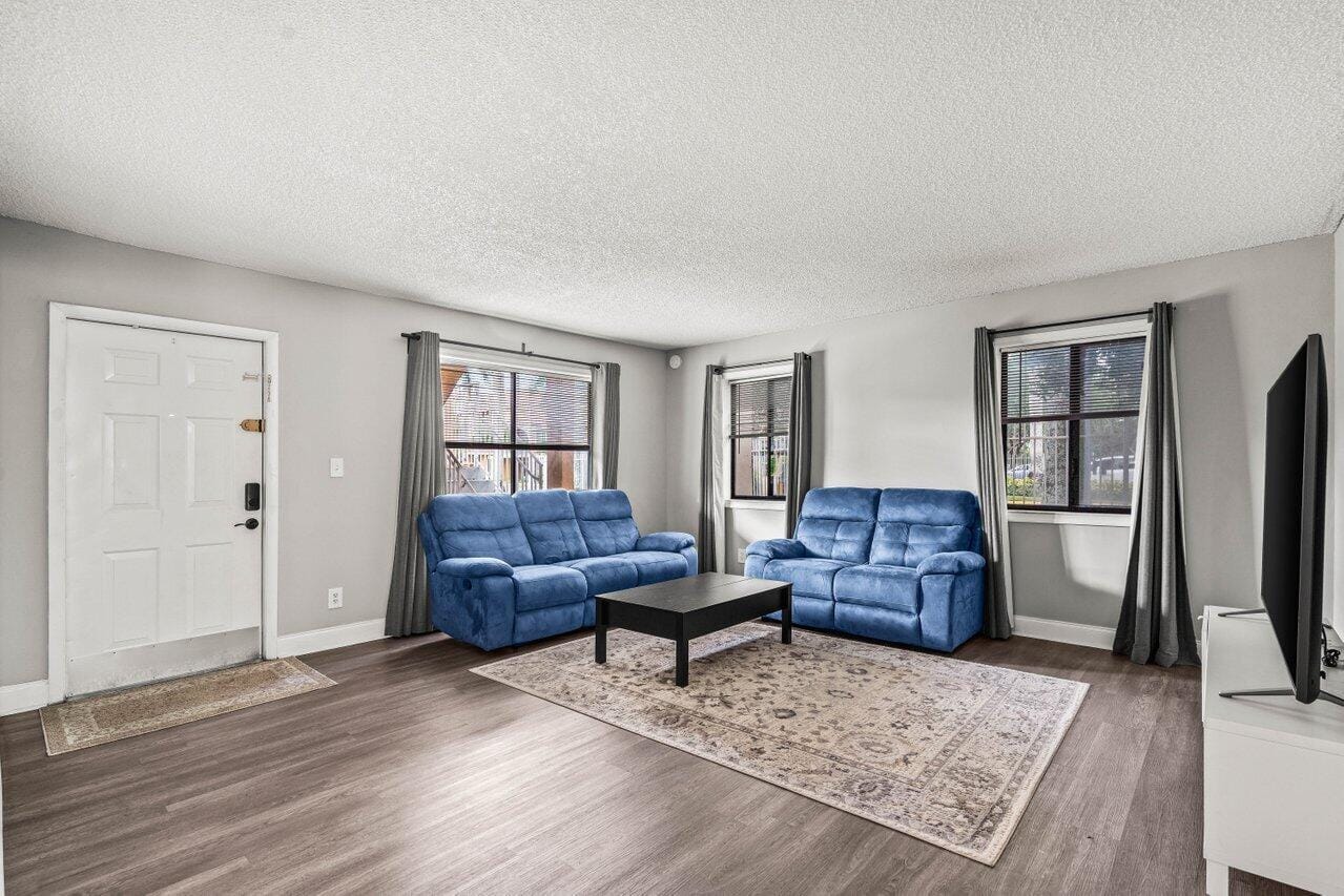 6900 SW 39th Street 101j — photo 3