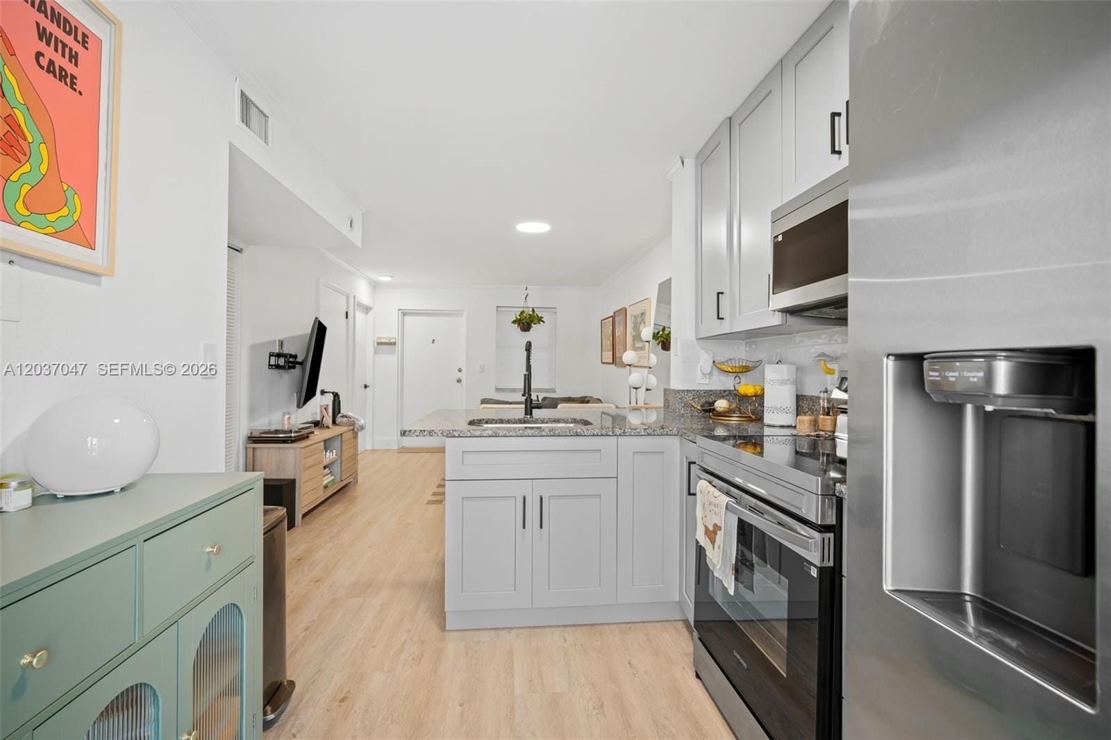 2575 SW 27th Avenue 304 — photo 5