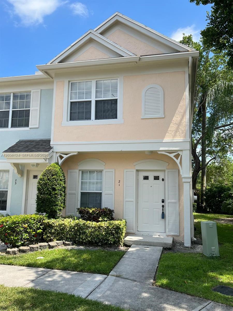 21 Fleming Court, Weston, FL 33326, Weston