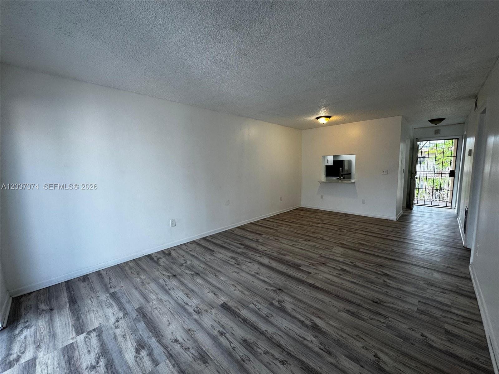 2800 NW 56th Avenue D401 — photo 4