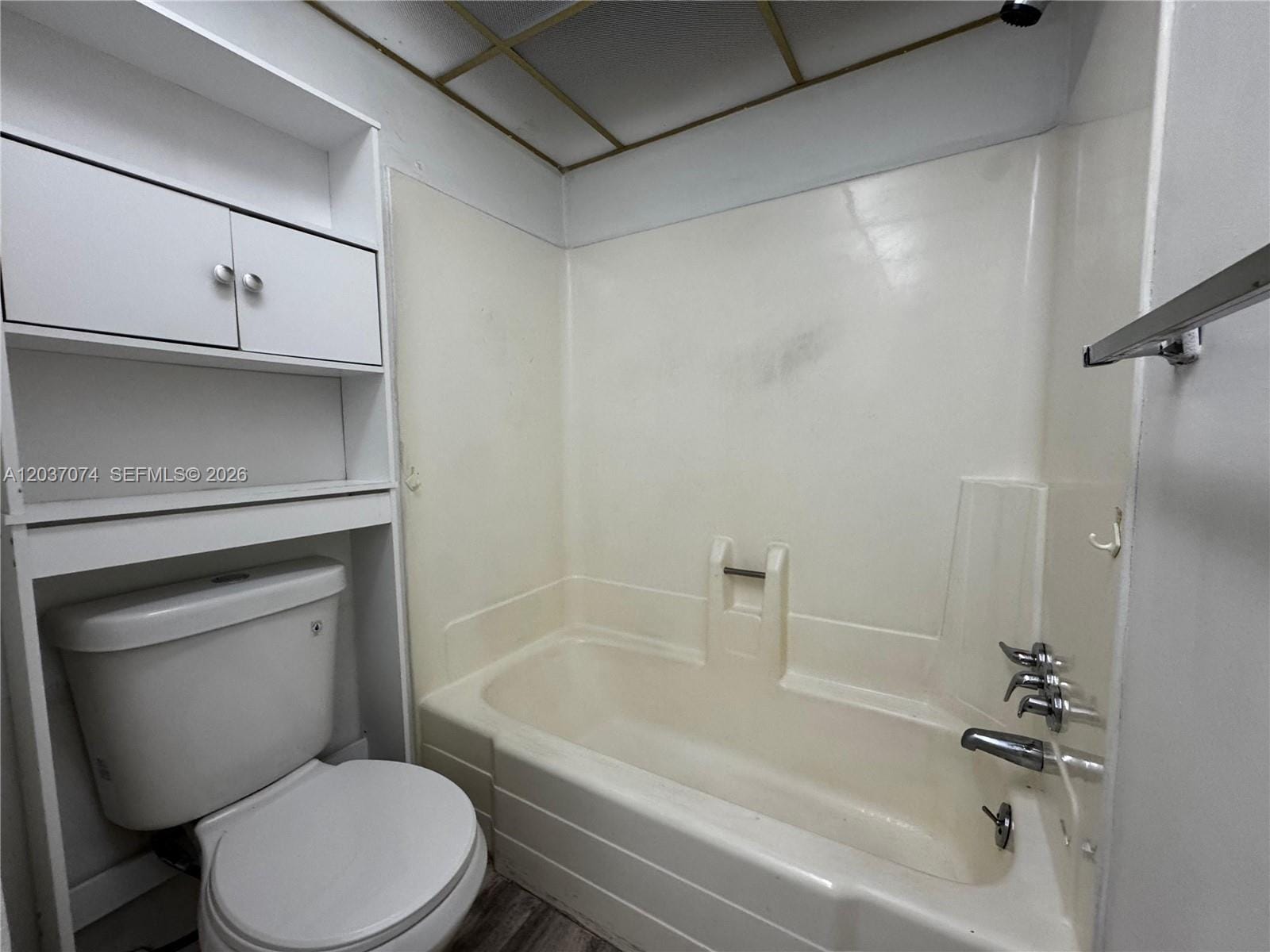2800 NW 56th Avenue D401 — photo 10