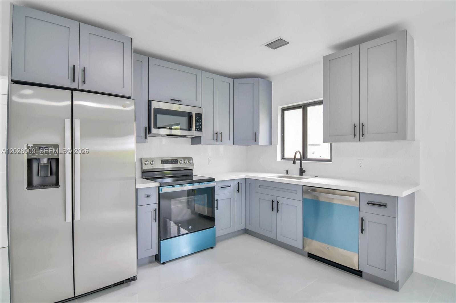 85 SW 30th Avenue, Miami, FL 33135 photo 13