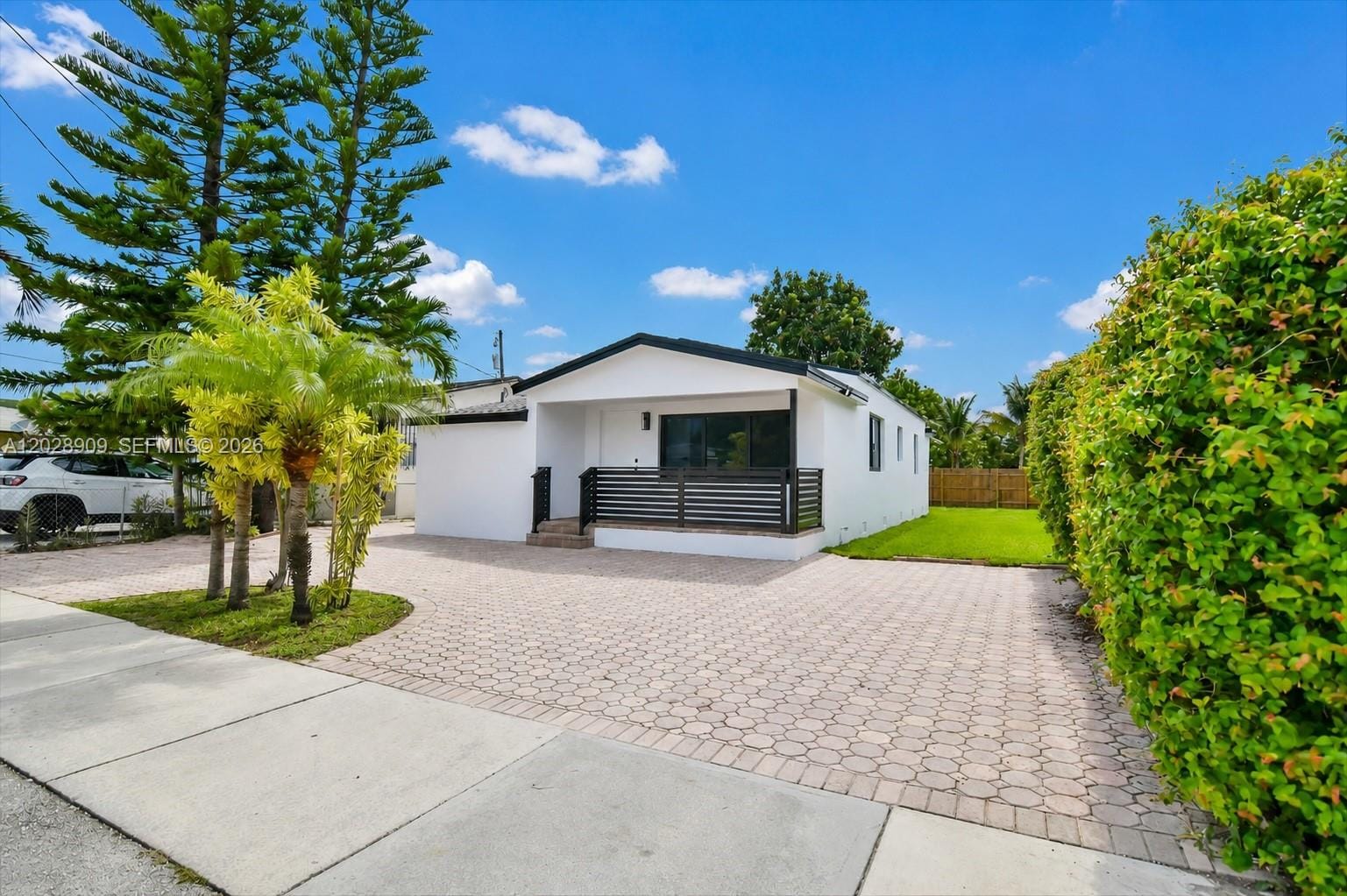 85 SW 30th Avenue, Miami, FL 33135 photo 4