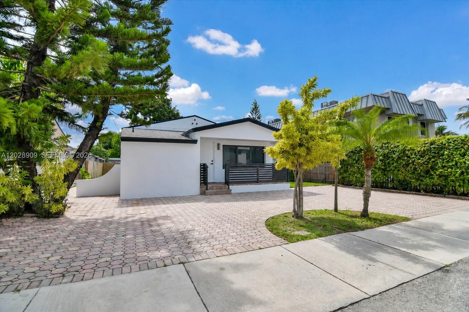 85 SW 30th Avenue, Miami, FL 33135 photo 5