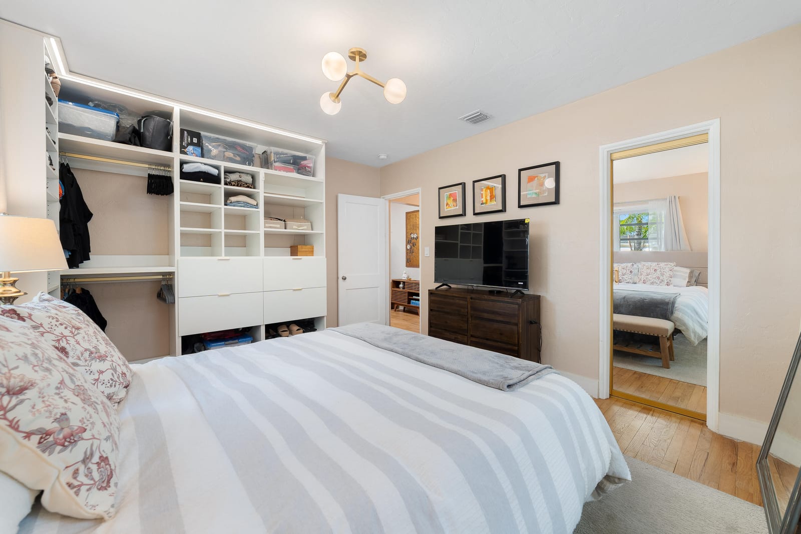 1535 Dewey Street — photo 8