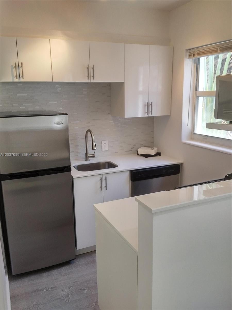 1525 Meridian Avenue 205 — photo 5