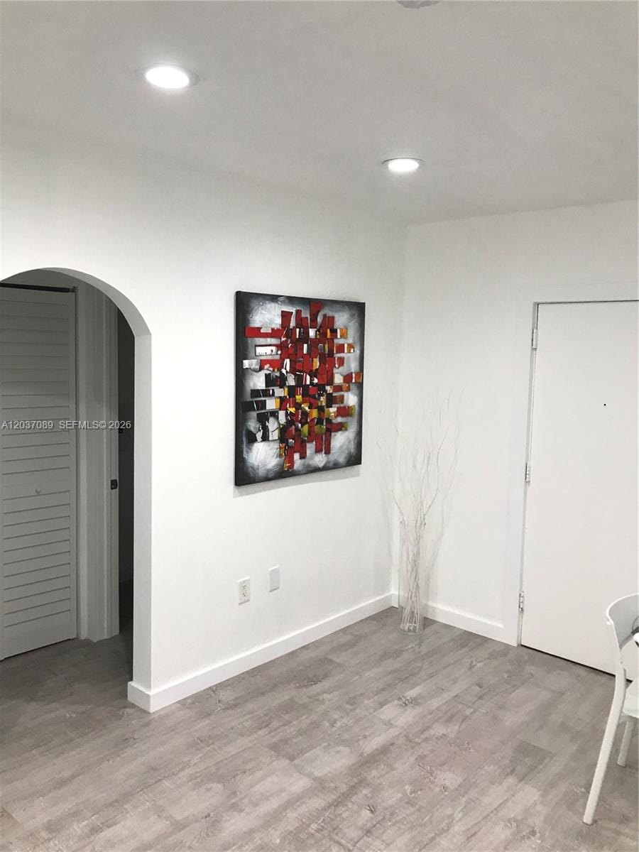 1525 Meridian Avenue 205 — photo 7