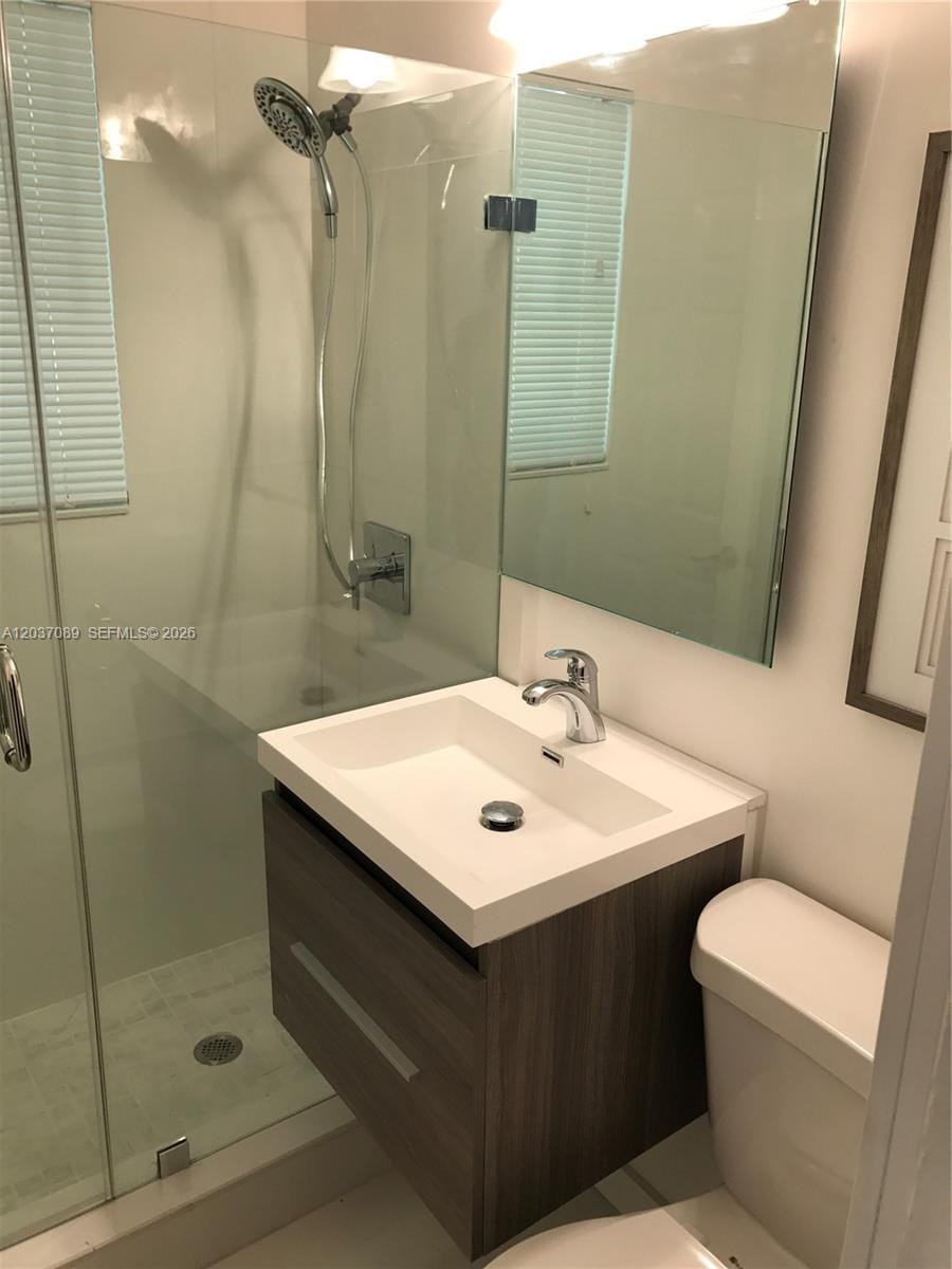 1525 Meridian Avenue 205 — photo 8