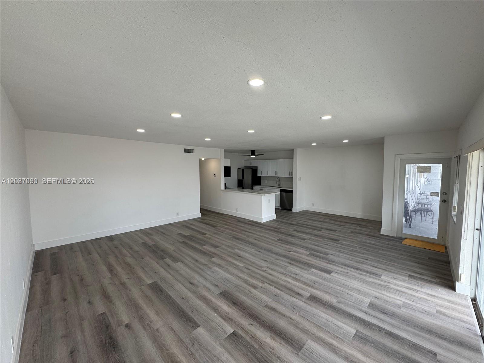 630 Layne Boulevard 211, Hallandale Beach, FL 33009, Hallandale Beach