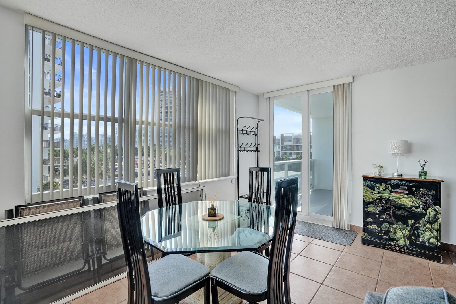 3015 N Ocean Boulevard 3d — photo 12