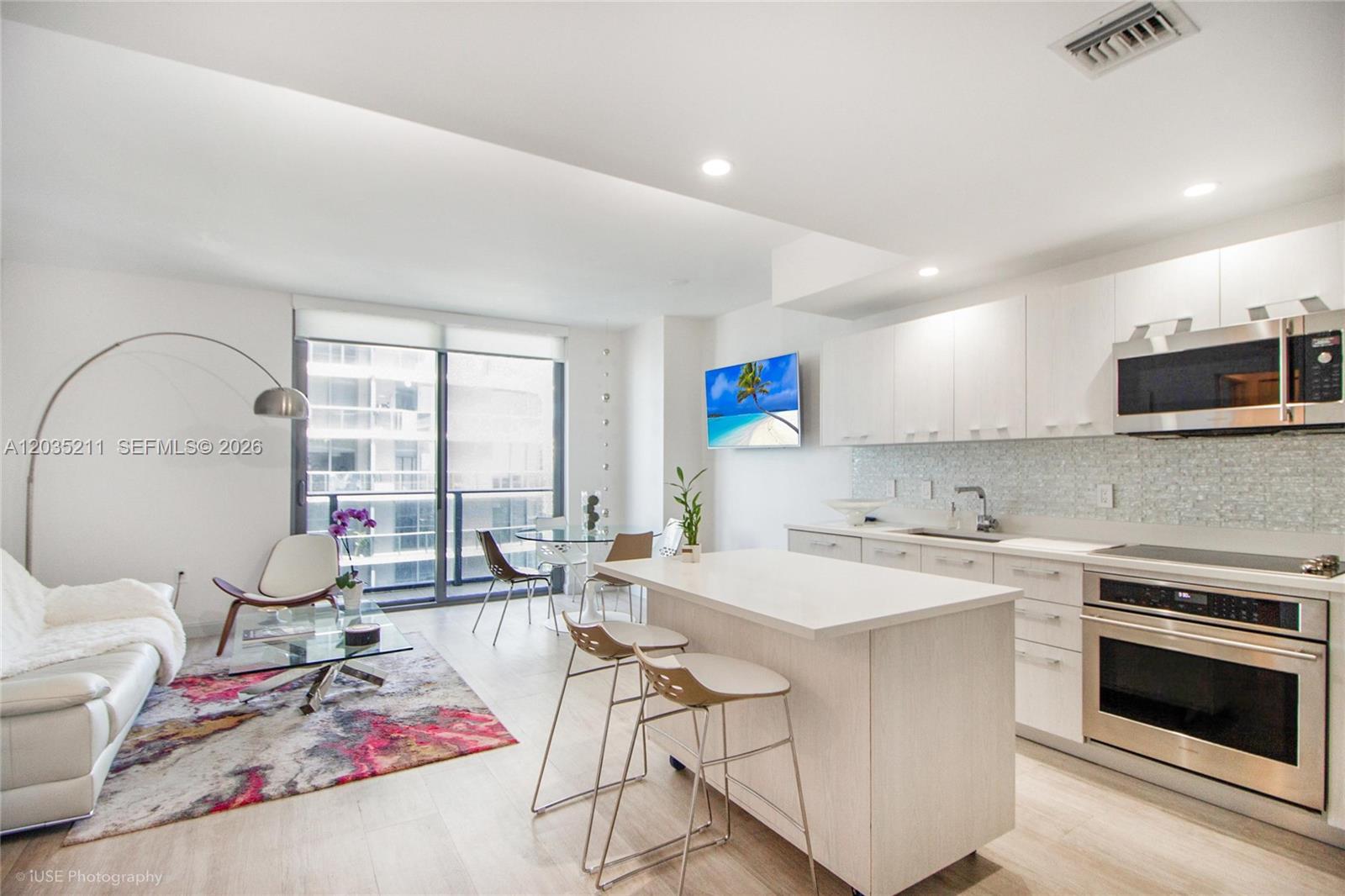 55 SW 9th Street 3802, Miami, FL 33130, Miami