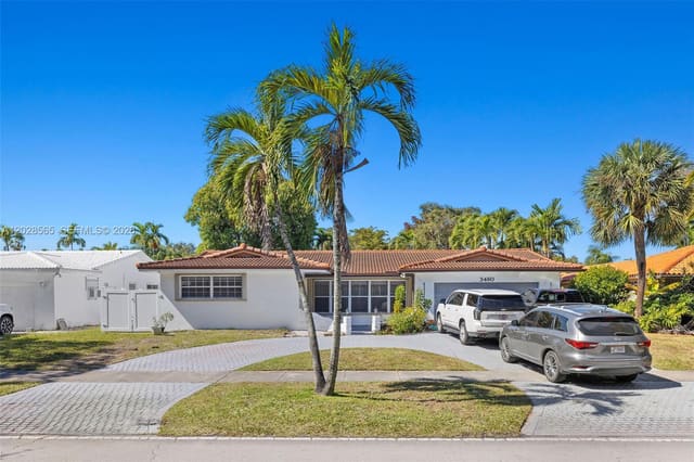 3460 N 46th Avenue, Hollywood, FL 33021