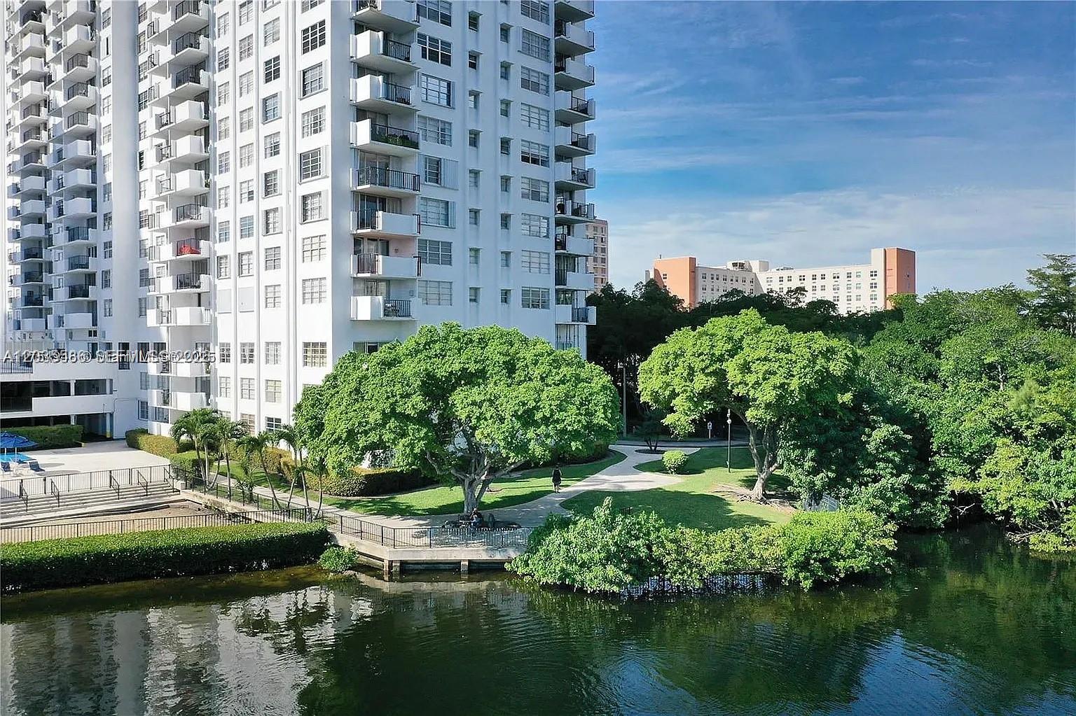 2780 NE 183rd Street 1705, Aventura, FL 33160, Aventura
