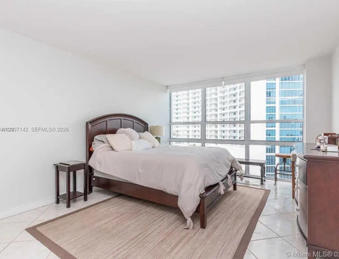 600 NE 36th Street 1006 — photo 9