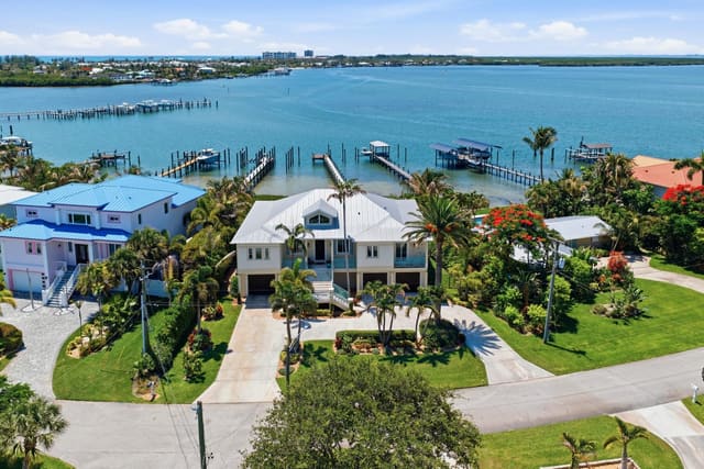 1651 Thumb Point Drive, Thumb Point, Fort Pierce, FL