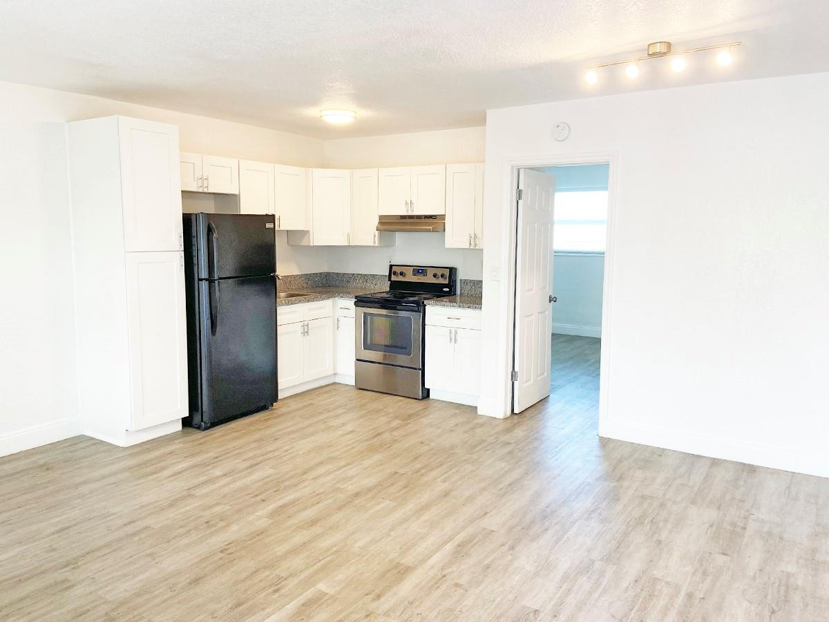240 SW 8th Street 3, Pompano Beach, FL 33060, Pompano Beach