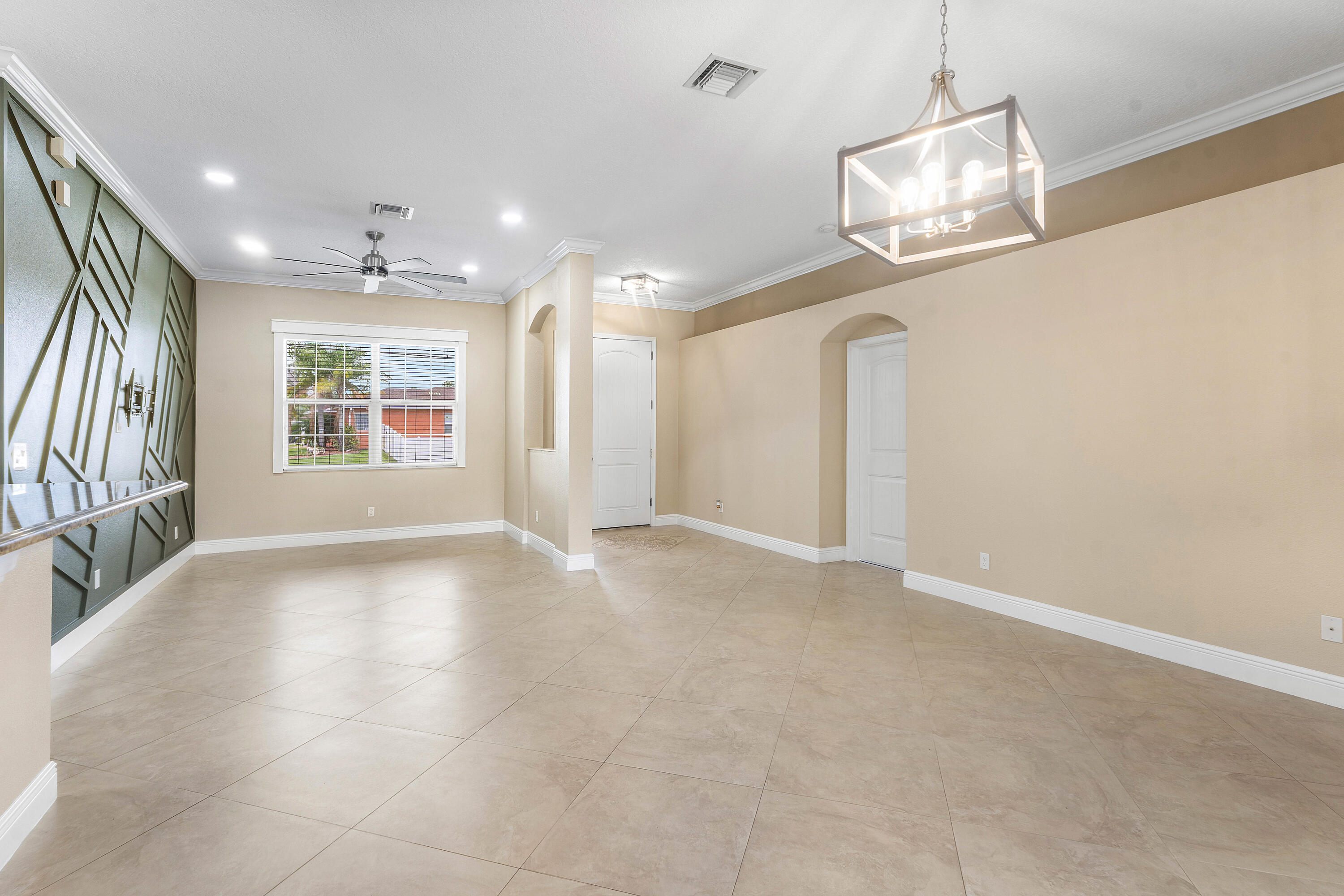 3349 SW Hill Street — photo 11