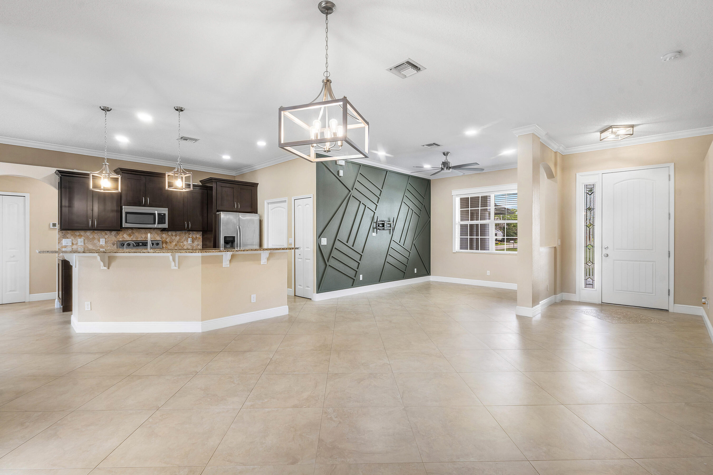3349 SW Hill Street — photo 10