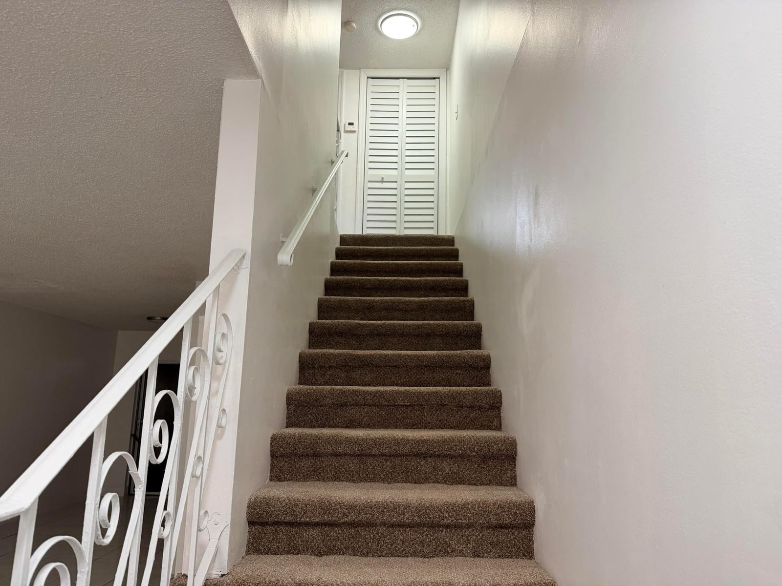 2552 NW 52nd Avenue B19 — photo 10