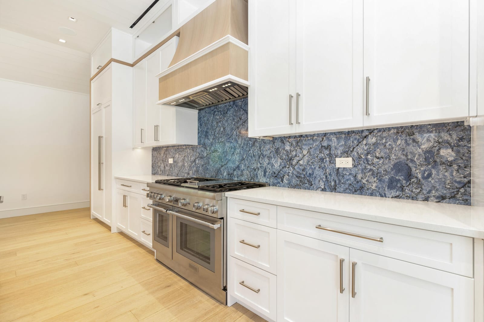 1140 Lake Clarke Drive — photo 6