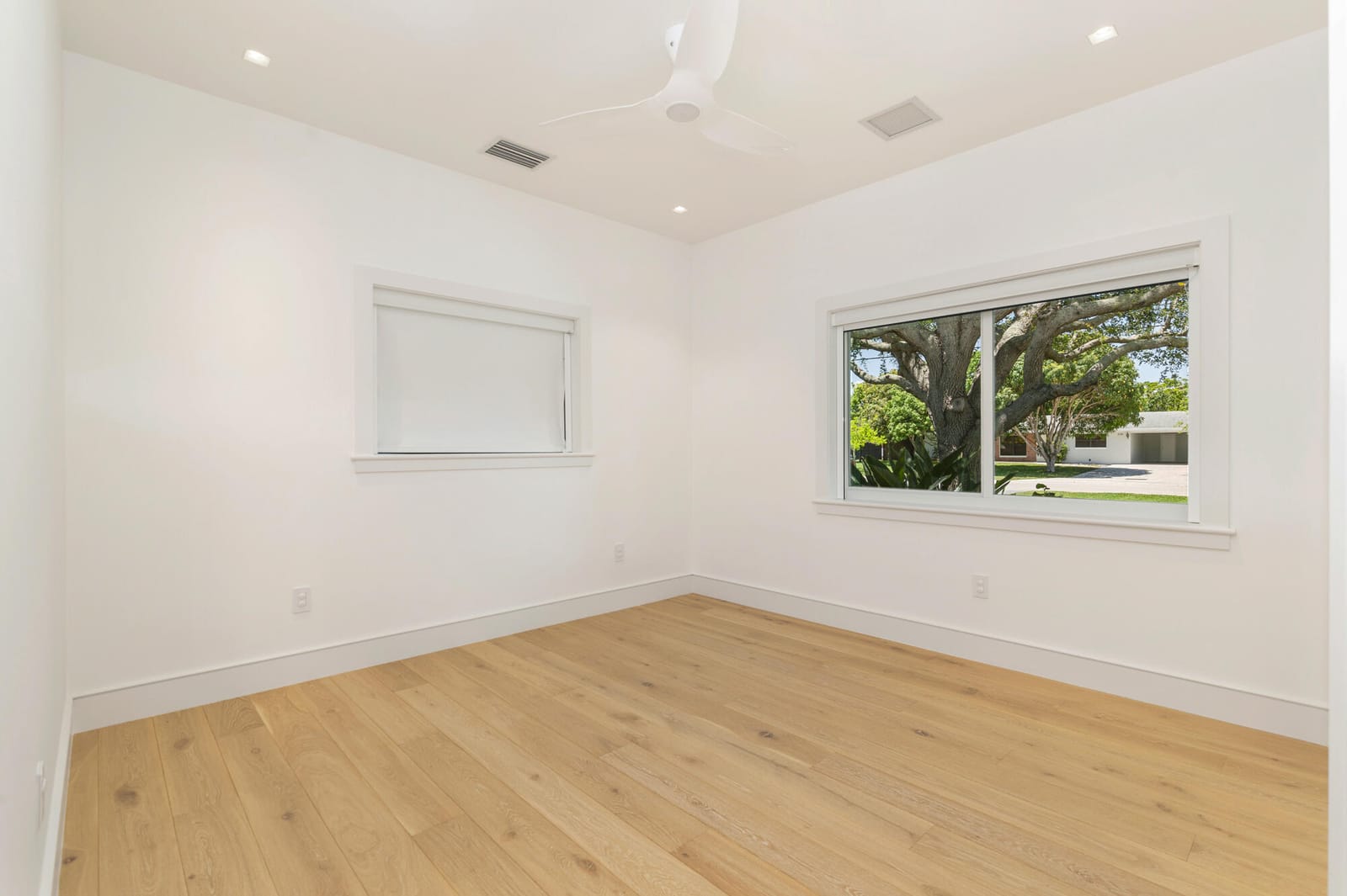 1140 Lake Clarke Drive — photo 12