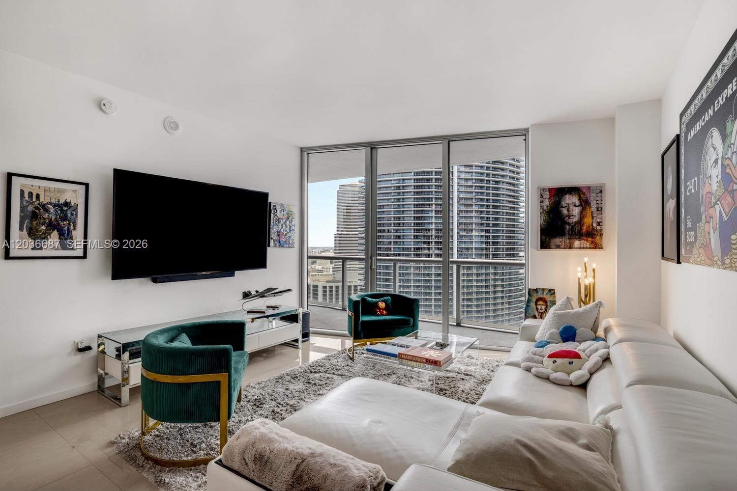 475 Brickell Avenue 3214 — photo 9