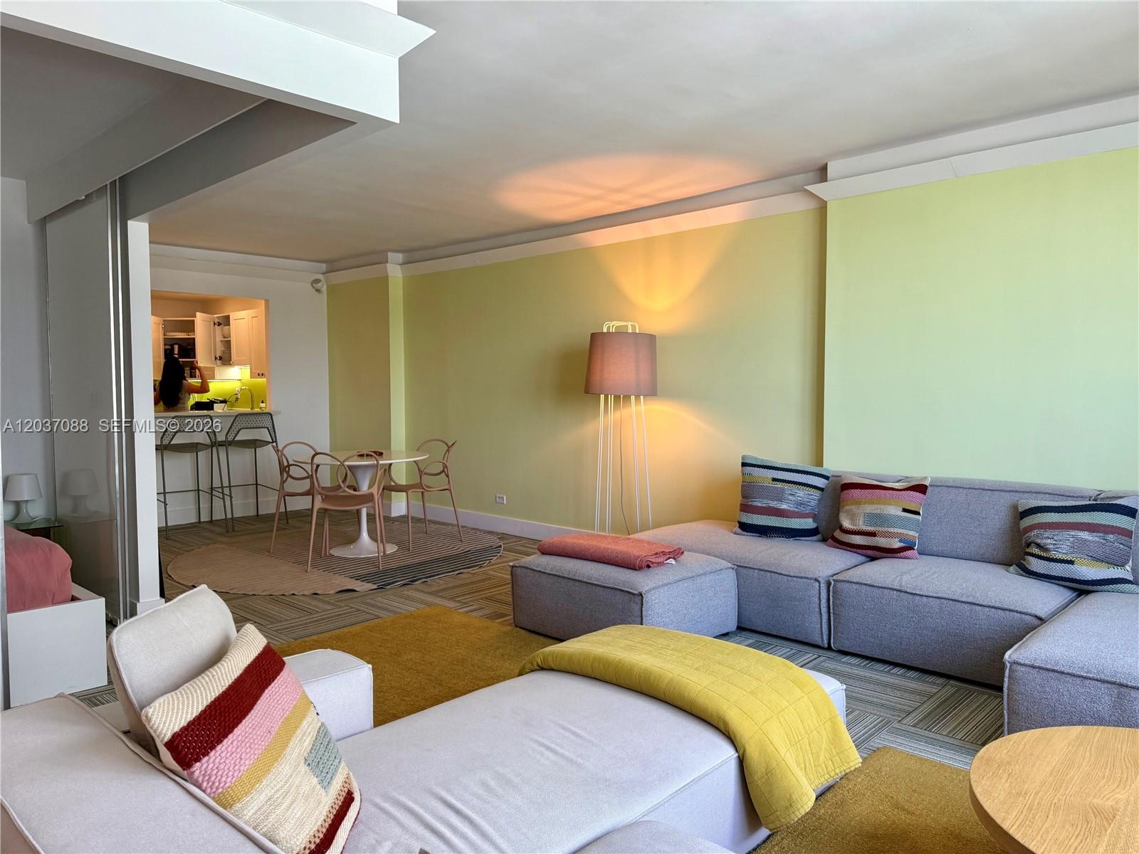 2301 Collins Avenue 614, Miami Beach, FL 33139, Miami Beach