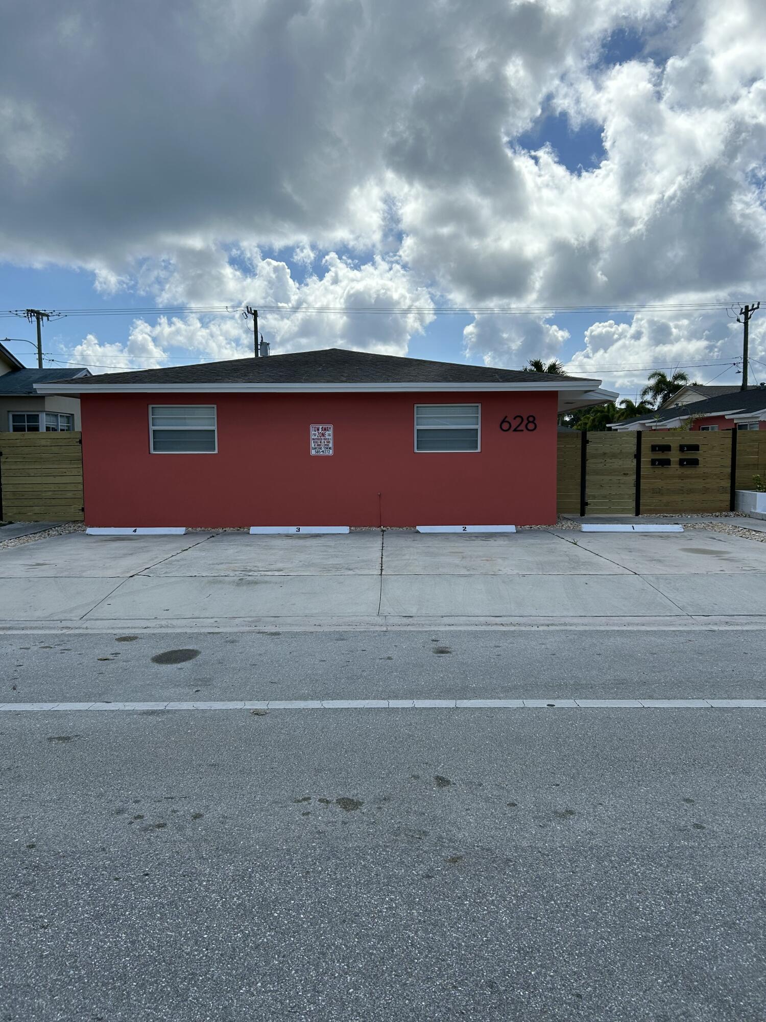 628 N M Street, Lake Worth Beach, FL 33460, Lake Worth Beach