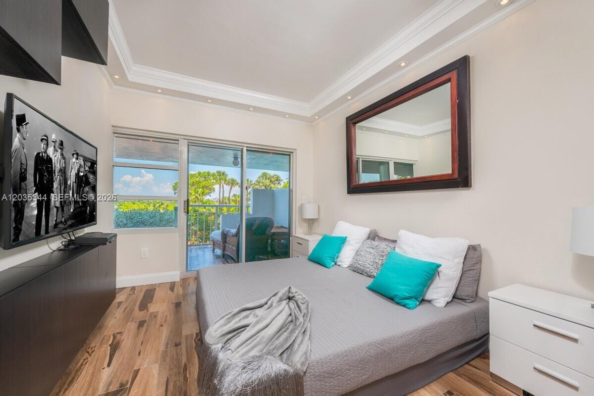 400 S Pointe Drive 307, Miami Beach, FL 33139 photo 12