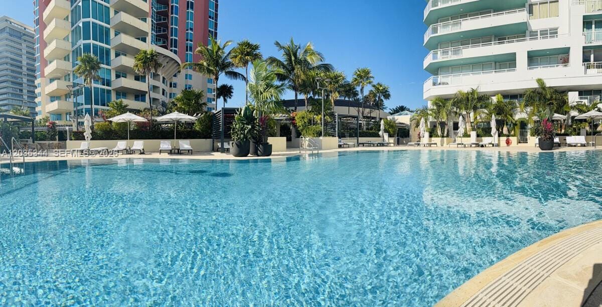 400 S Pointe Drive 307, Miami Beach, FL 33139 photo 18