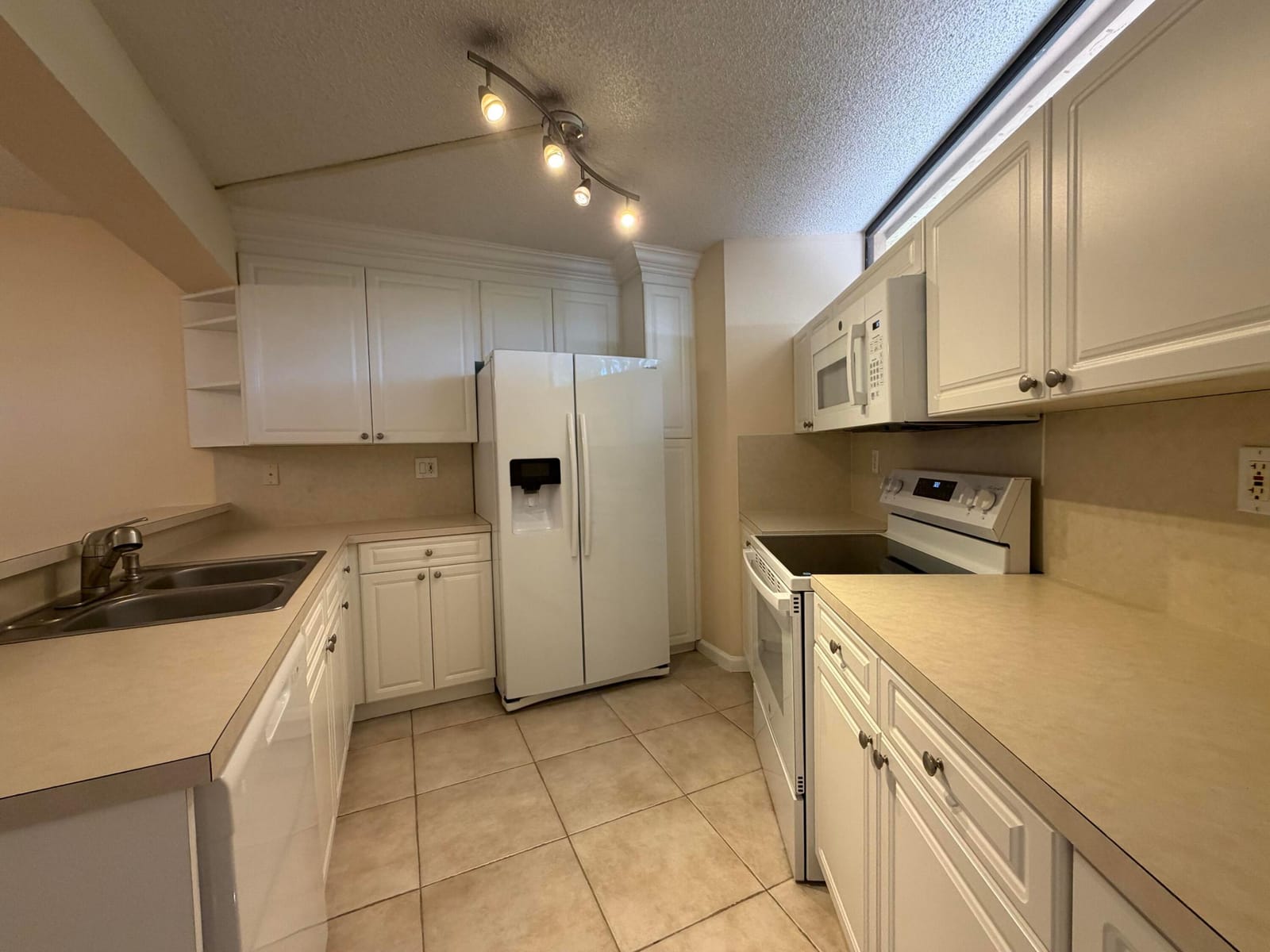 8273 Severn Drive D — photo 6