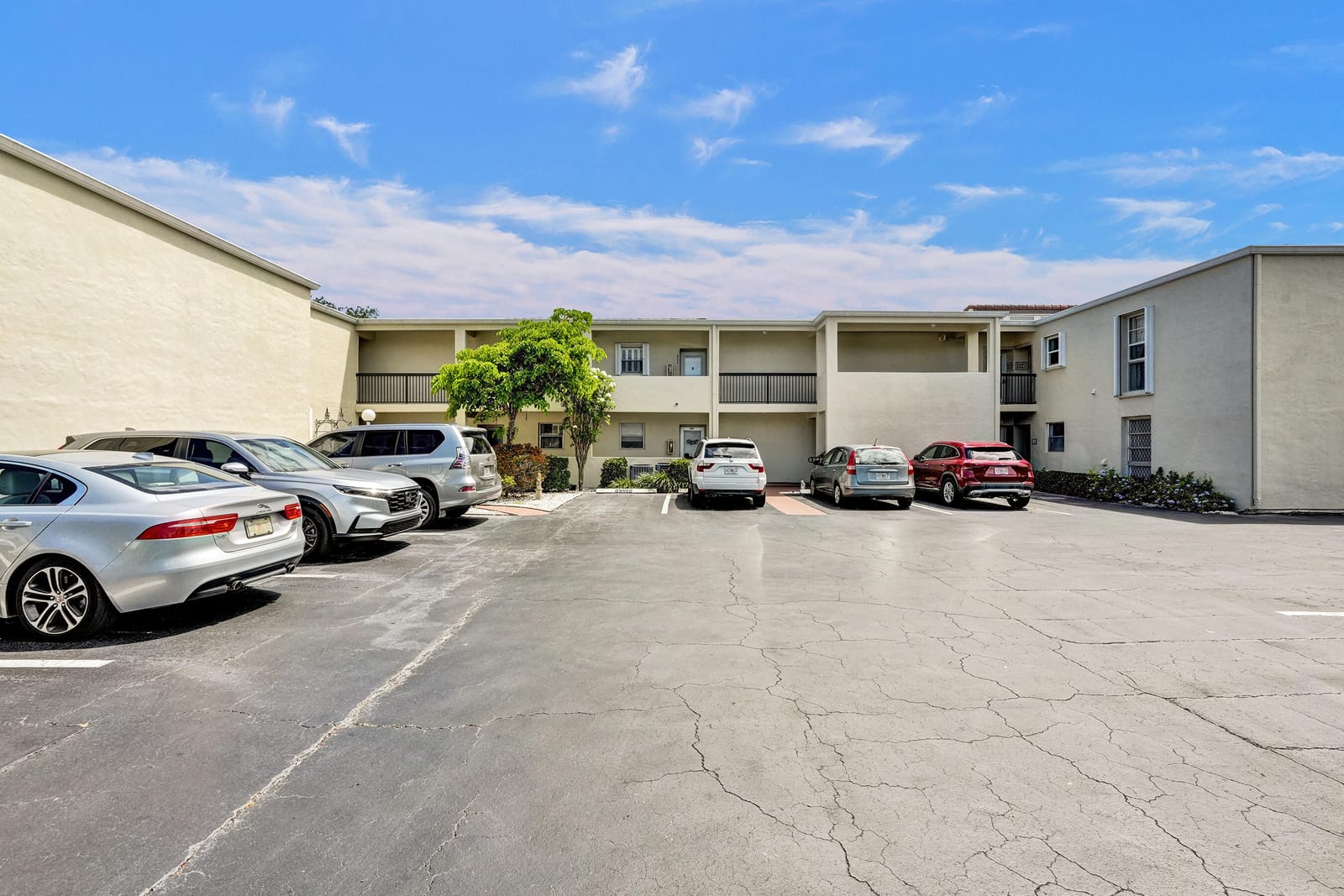 2540 Boundbrook Boulevard 205, West Palm Beach, FL 33406 photo 3