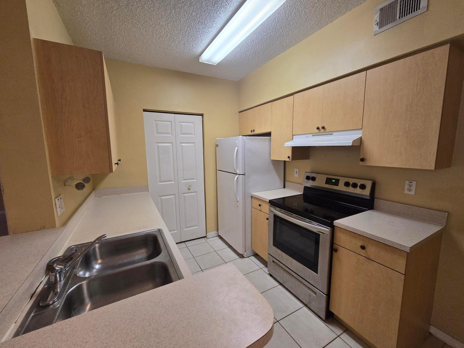 10306 Fox Trail Road S 912 — photo 3
