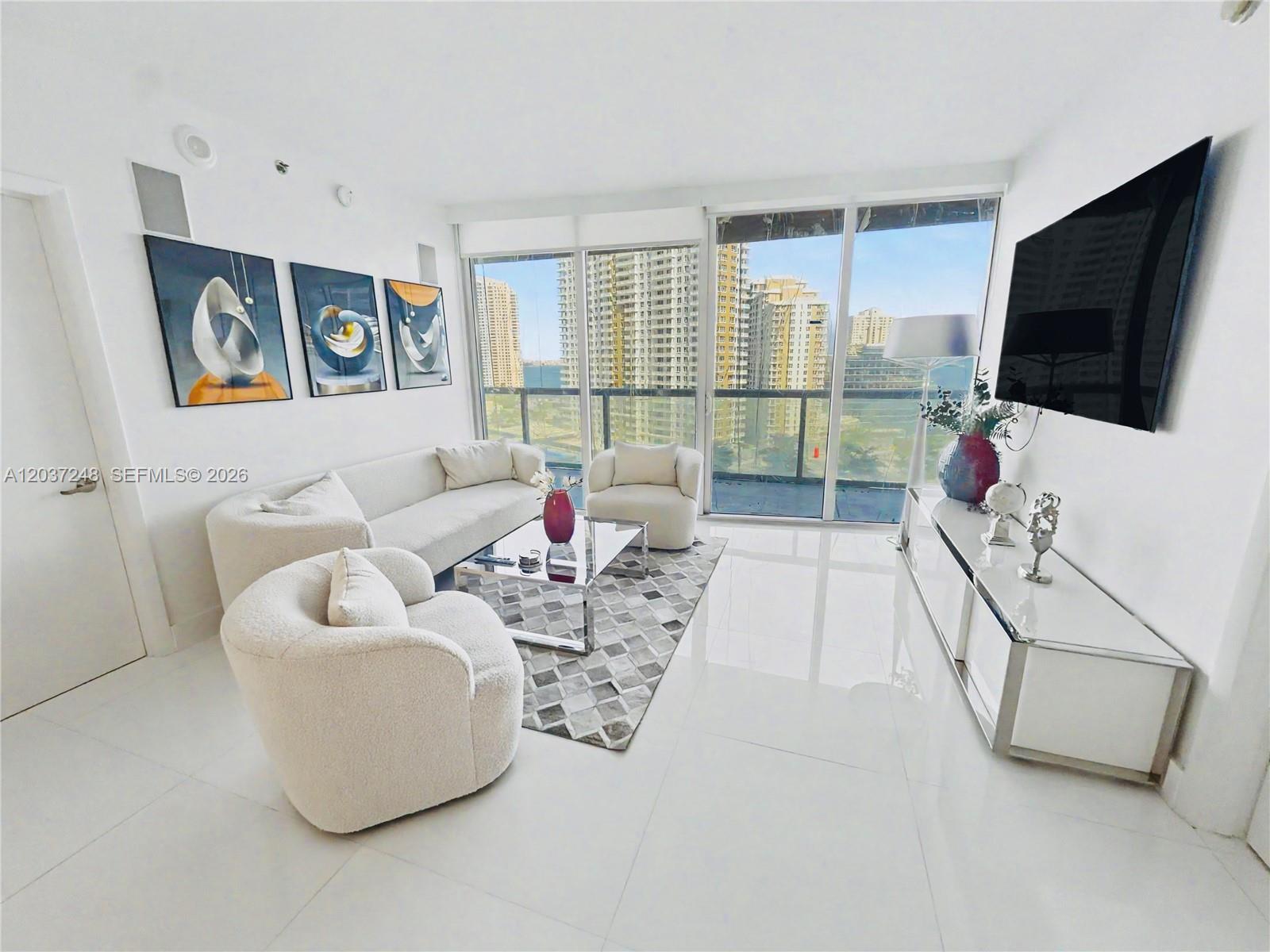 465 Brickell Avenue 1605, Miami, FL 33131, Miami