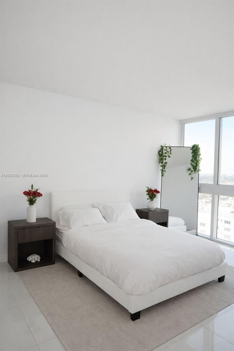 1861 S River Drive 1501 — photo 9