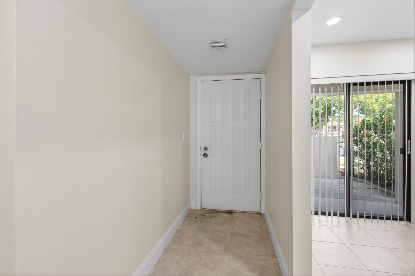 351 Club Circle 101, Boca Raton, FL 33487 photo 13
