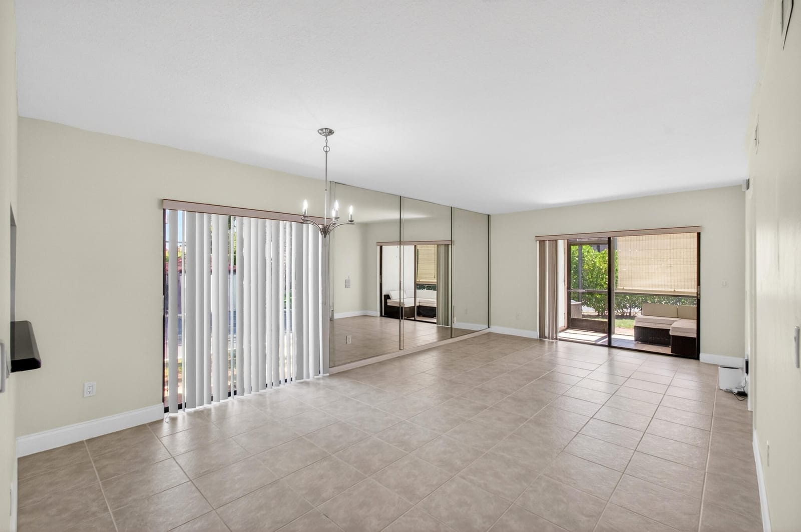 351 Club Circle 101, Boca Raton, FL 33487 photo 17