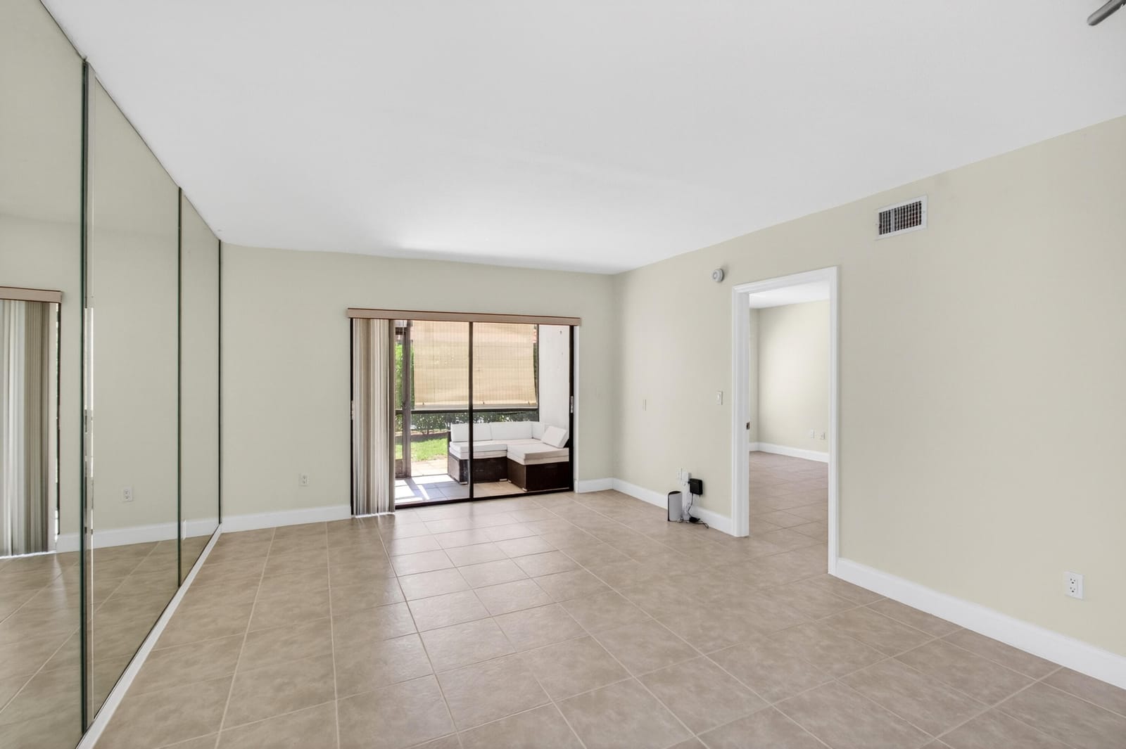 351 Club Circle 101, Boca Raton, FL 33487 photo 20