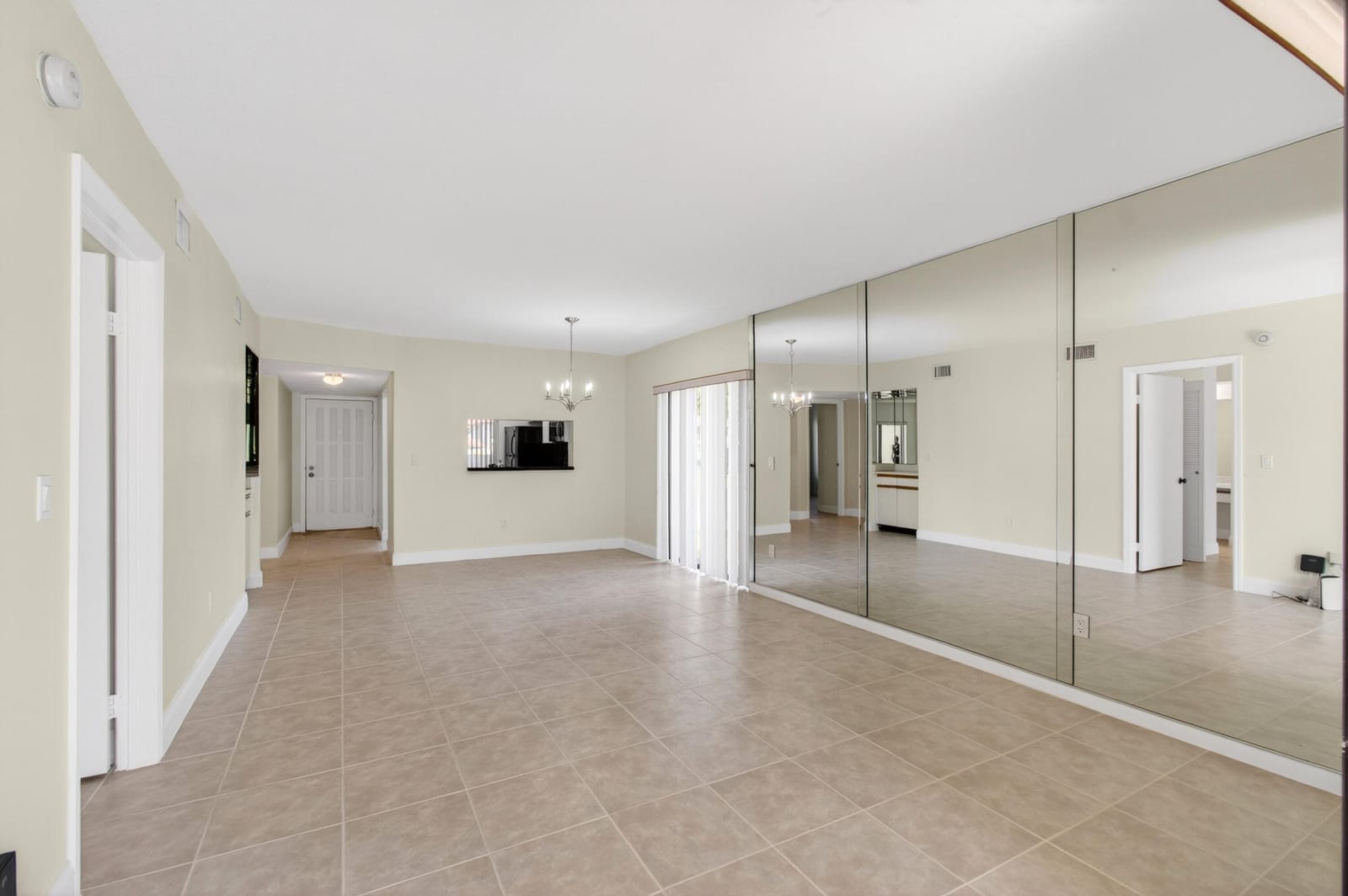 351 Club Circle 101, Boca Raton, FL 33487 photo 25